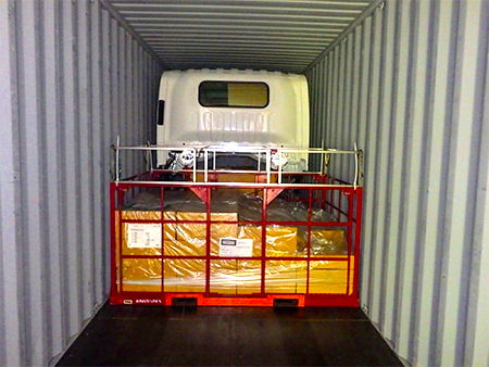 CRU KD出荷コンテナ内外