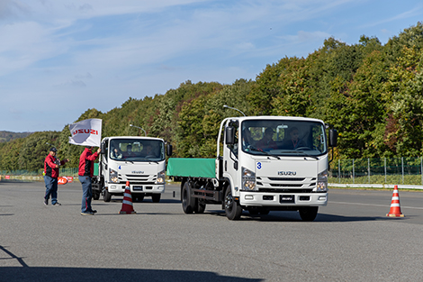 省燃費・安全運転講習会の様子