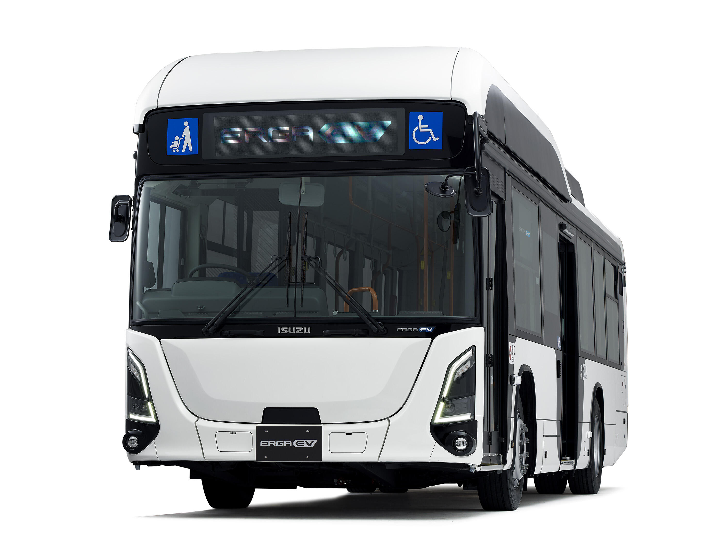 いすゞ、国内初のBEVフルフラット路線バス「エルガEV」郊外型モデルを