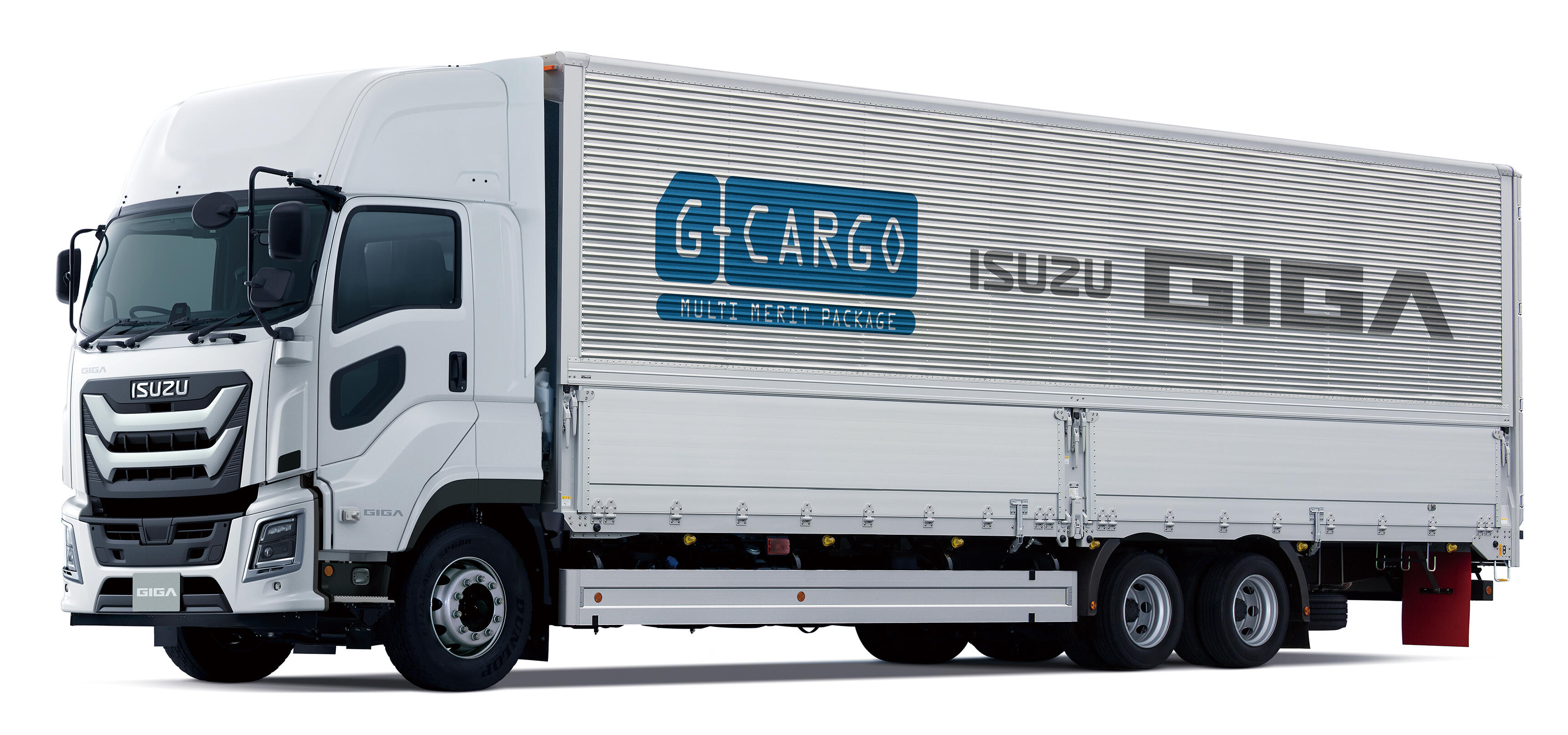 いすゞ、大型トラック「ギガ」を改良し、発売 ～新キャブデザインを