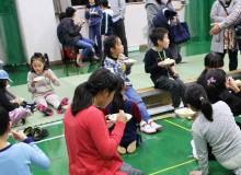 Donation of Christmas cakes to children's homes and other facilities