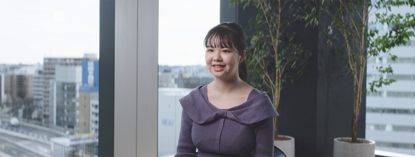 企画・財務部門／経理部 M.G.氏のポートレート写真