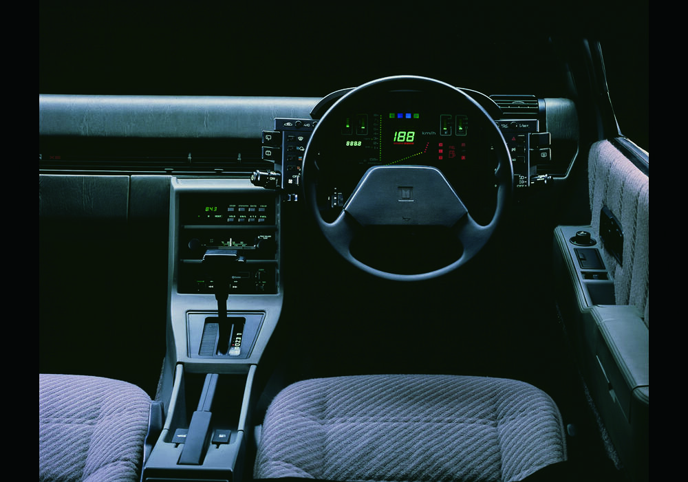 ピアッツァ JR130型_2