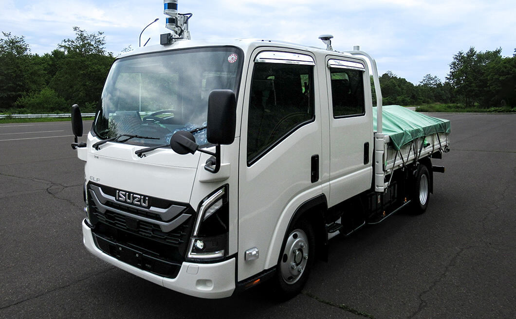 労働人口減少による担い手不足、建設業2024年問題への対応　除雪車に追従する標識車の自動走行の開発状況について