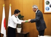 栃木地区防犯協会の活動支援に対する感謝状贈呈